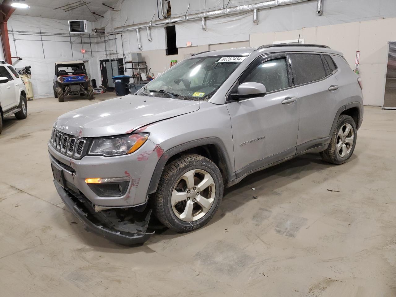 3C4NJDBB4JT113396 2018 JEEP COMPASS - Image 1