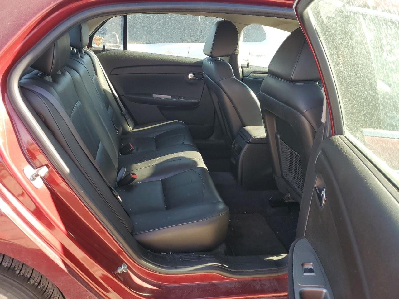 2010 Chevrolet Malibu - Image 10