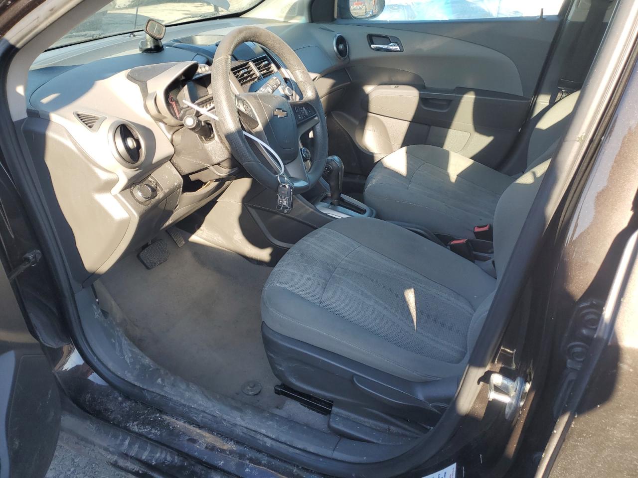2015 Chevrolet Sonic - Image 7