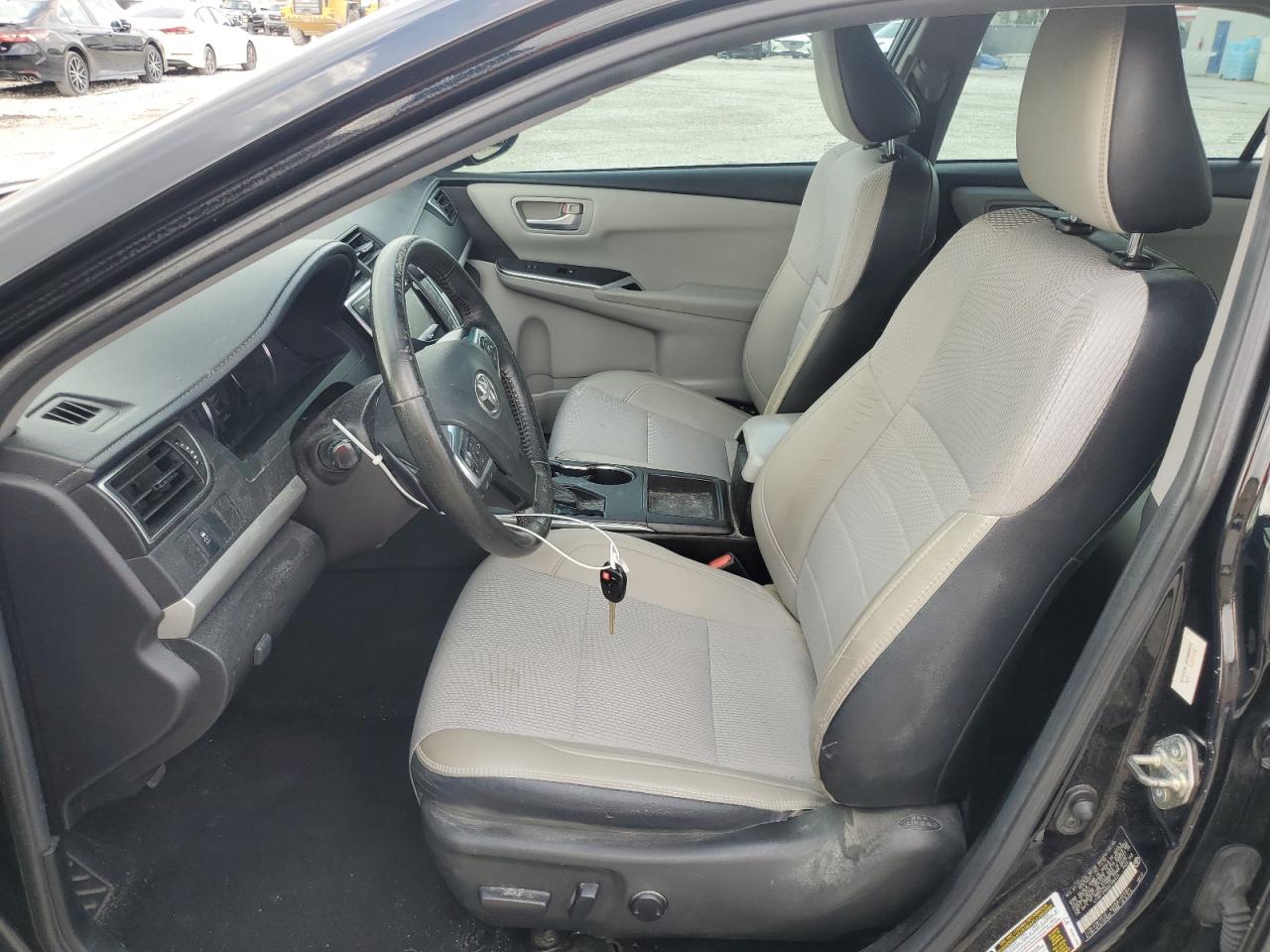 2016 Toyota Camry - Image 7