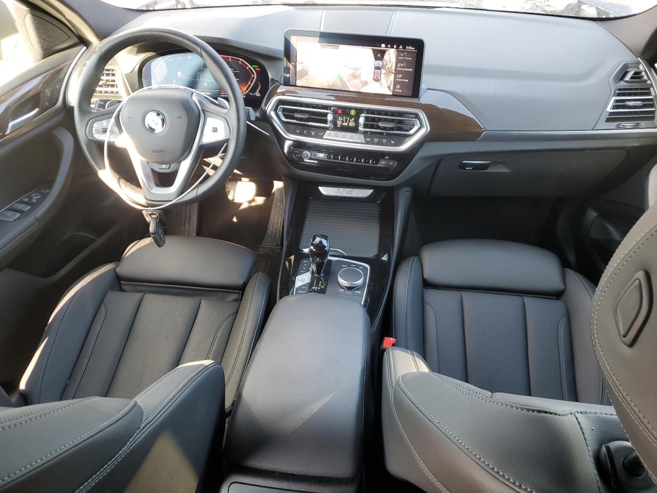2024 BMW X4 - Image 8
