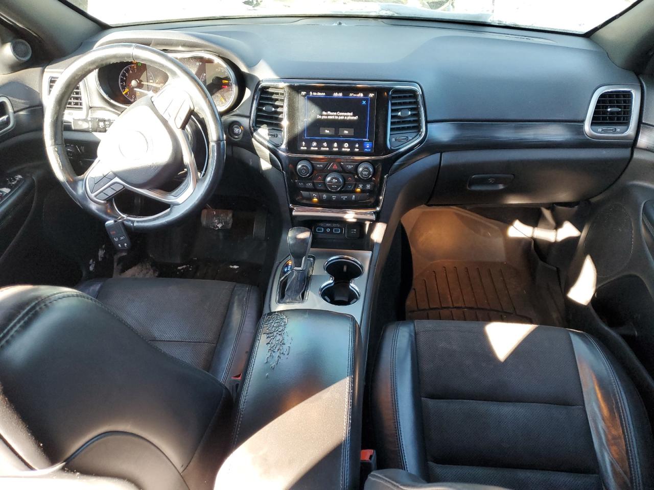 2020 Jeep Grand Cherokee - Image 8