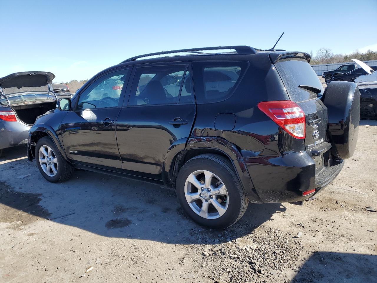 2009 Toyota RAV 4 - Image 2