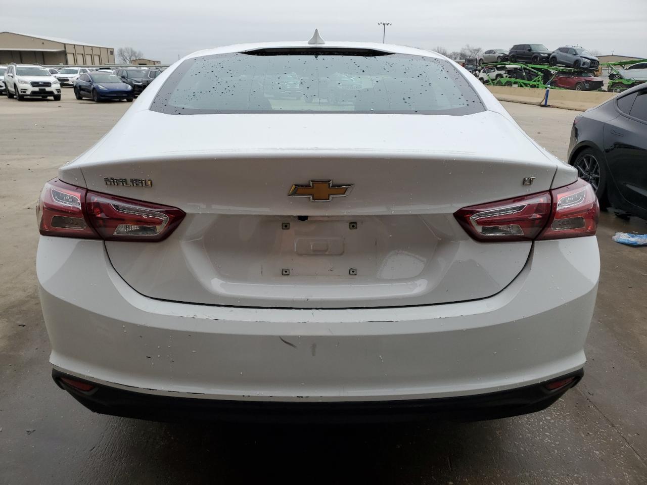 2022 Chevrolet Malibu - Image 6