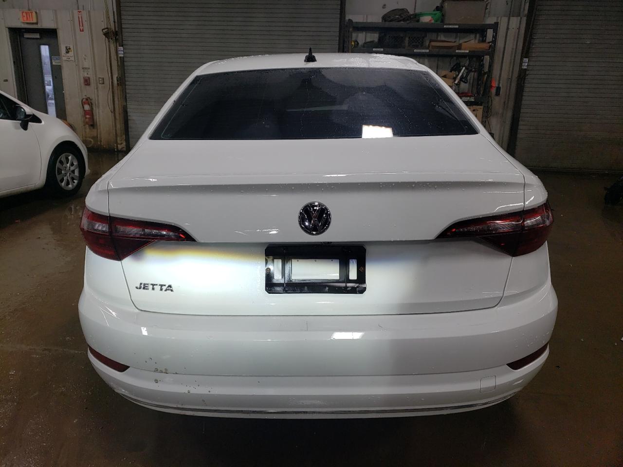2021 Volkswagen Jetta - Image 6