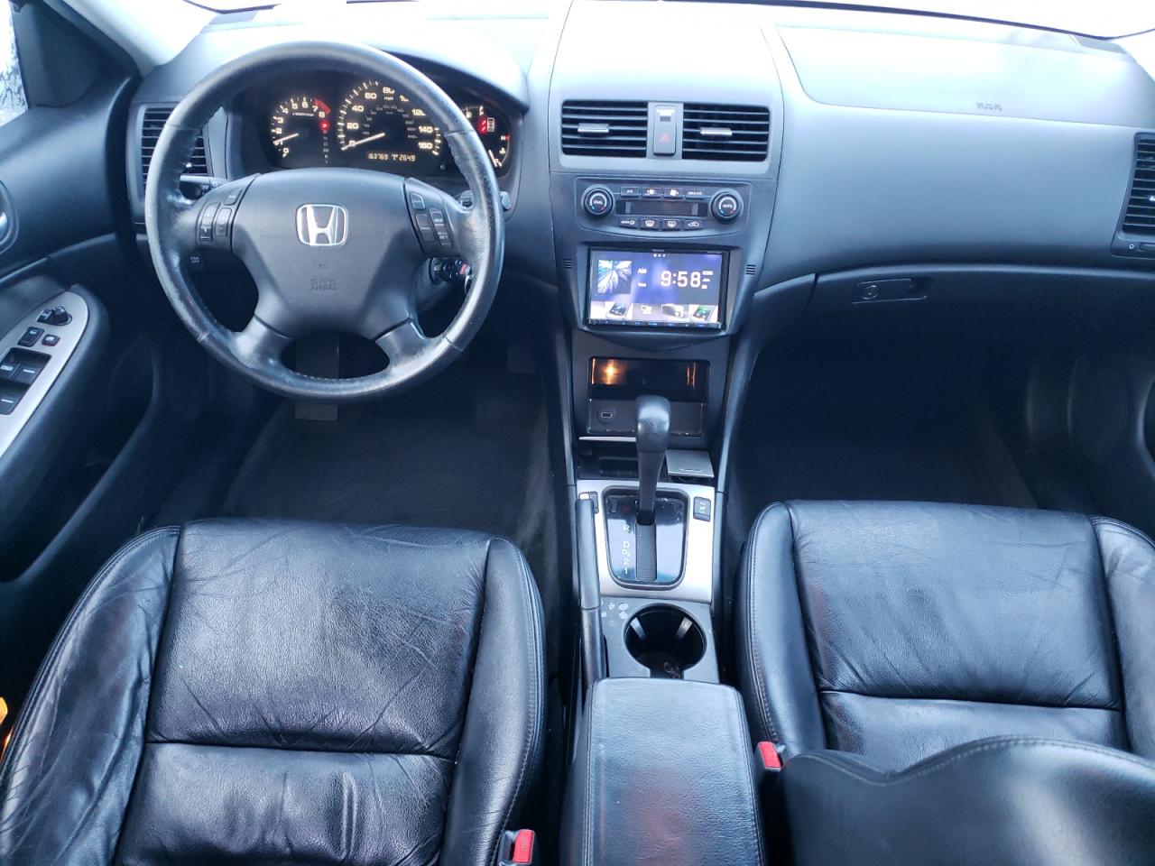 2007 Honda Accord - Image 8