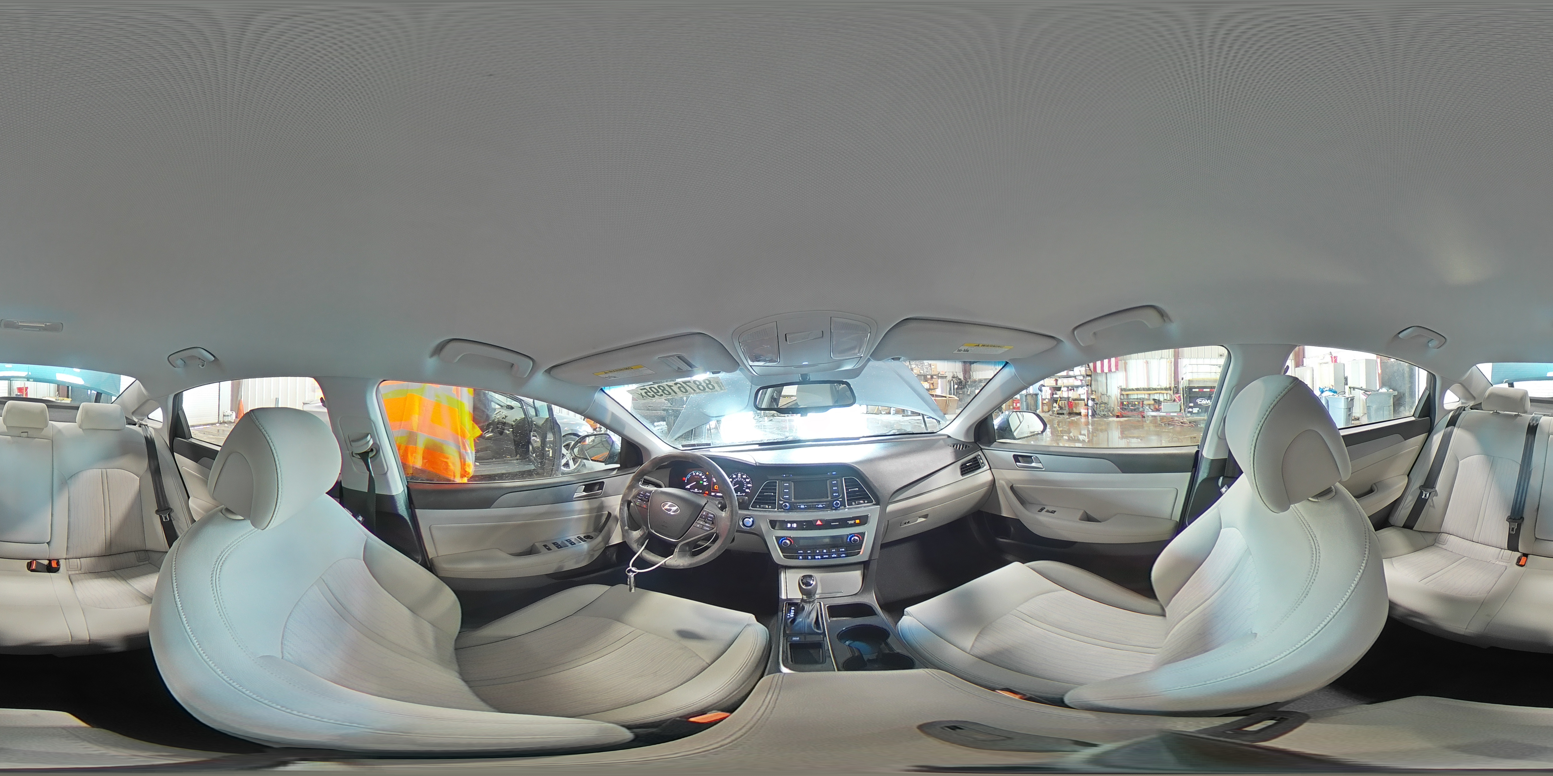 2016 Hyundai Sonata - Image 14