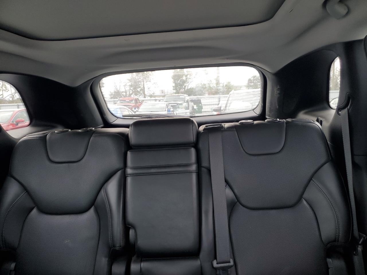 2019 Jeep Grand Cherokee - Image 10