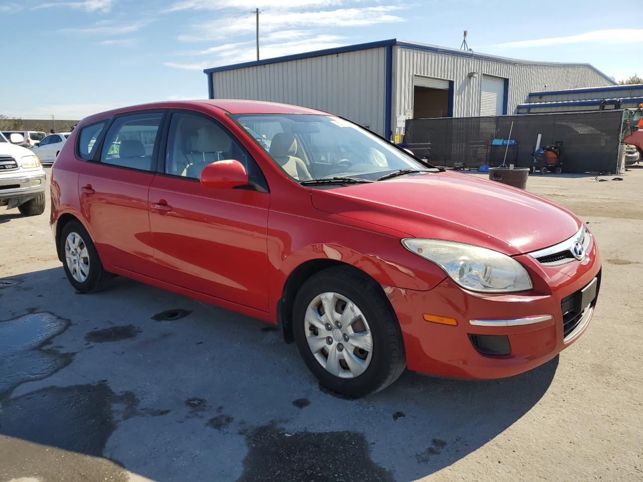 2012 Hyundai Elantra - Image 4