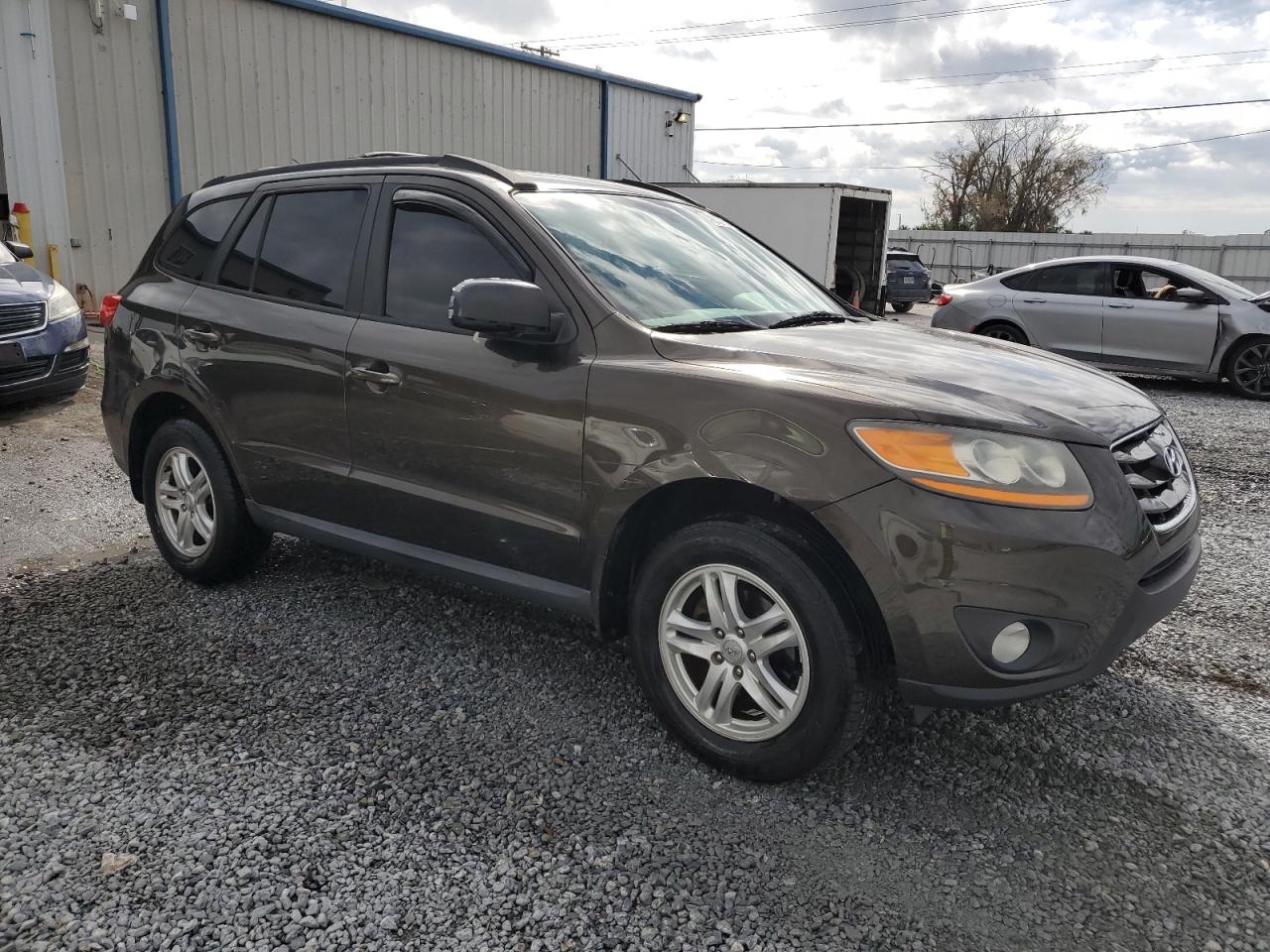 2011 Hyundai Santa Fe - Image 4