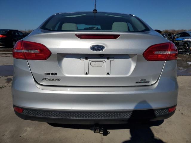  FORD FOCUS 2015 Silver
