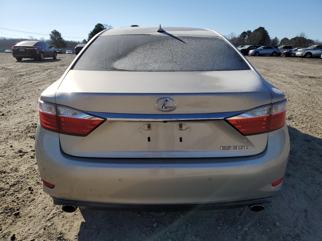 2014 Lexus ES - Image 6