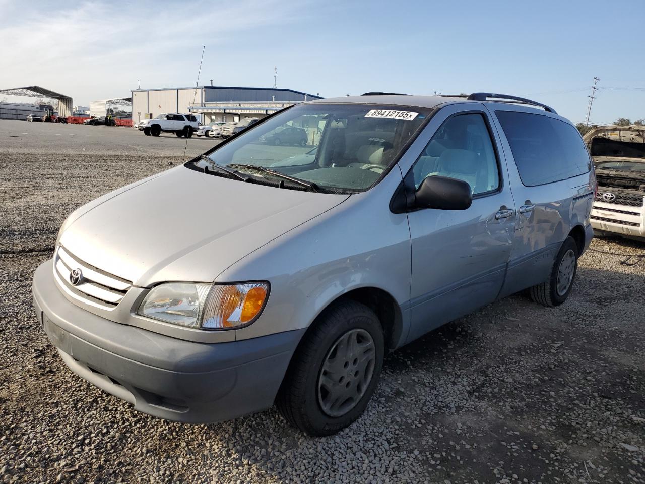 2003 Toyota Sienna - Image 1
