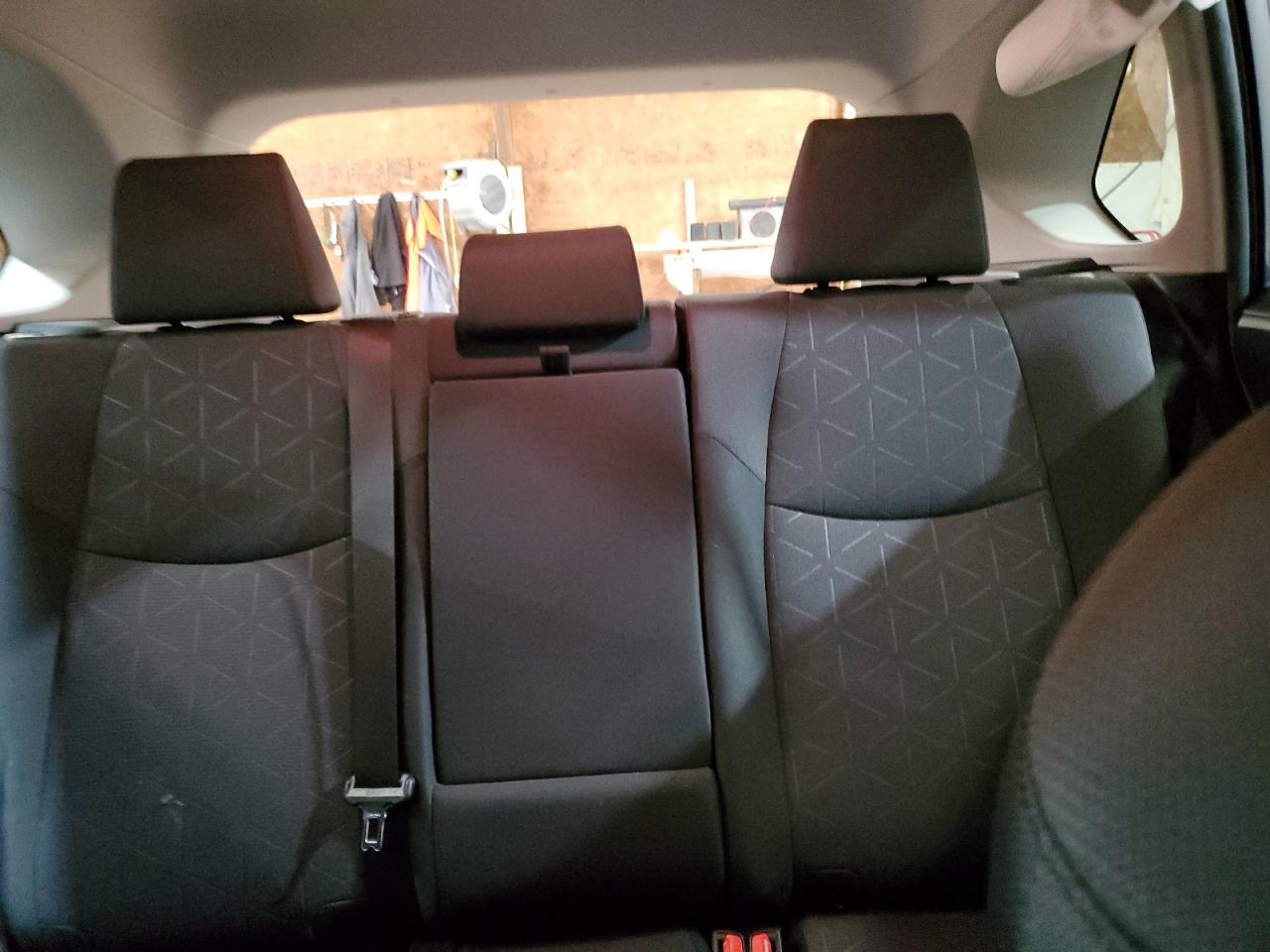 2019 Toyota RAV 4 - Image 10