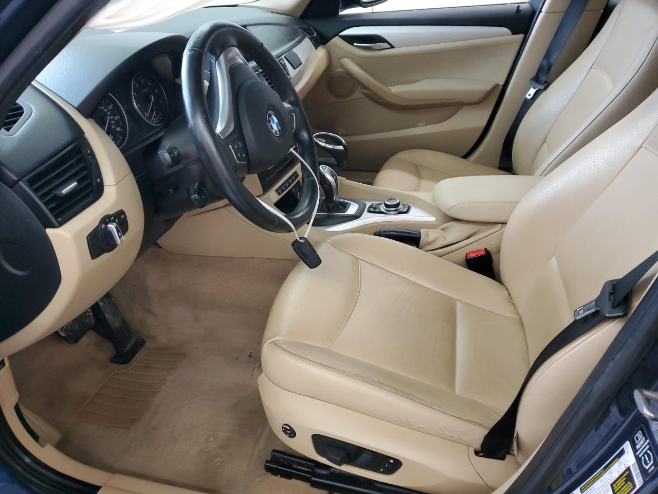 2015 BMW X1 - Image 7