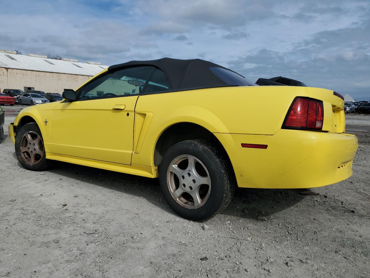 2002 Ford Mustang - Image 2