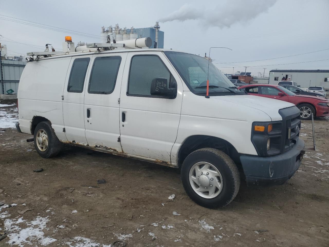 2011 Ford Econoline - Image 4