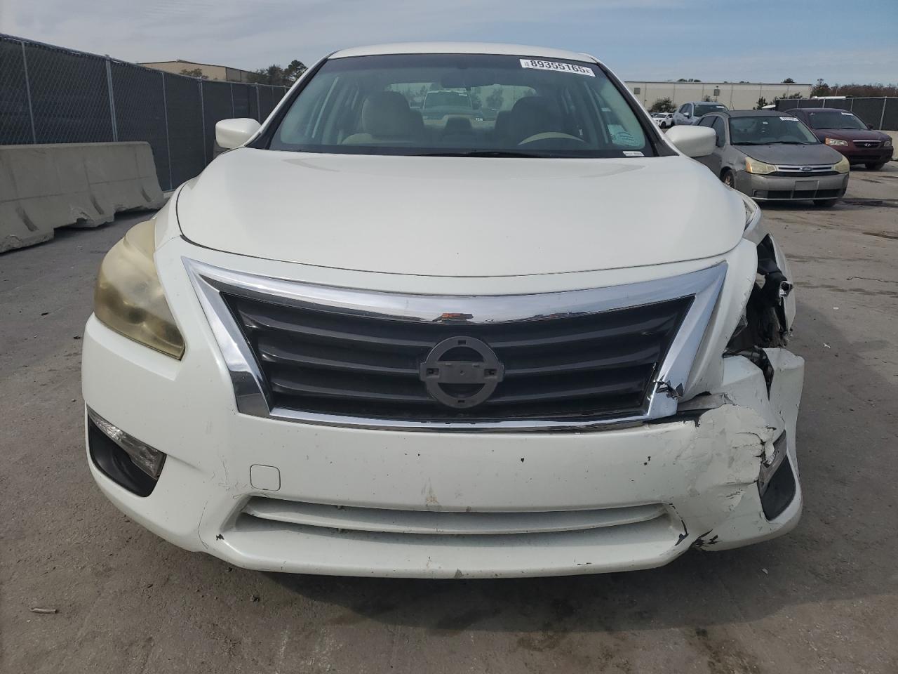 2015 Nissan Altima - Image 5