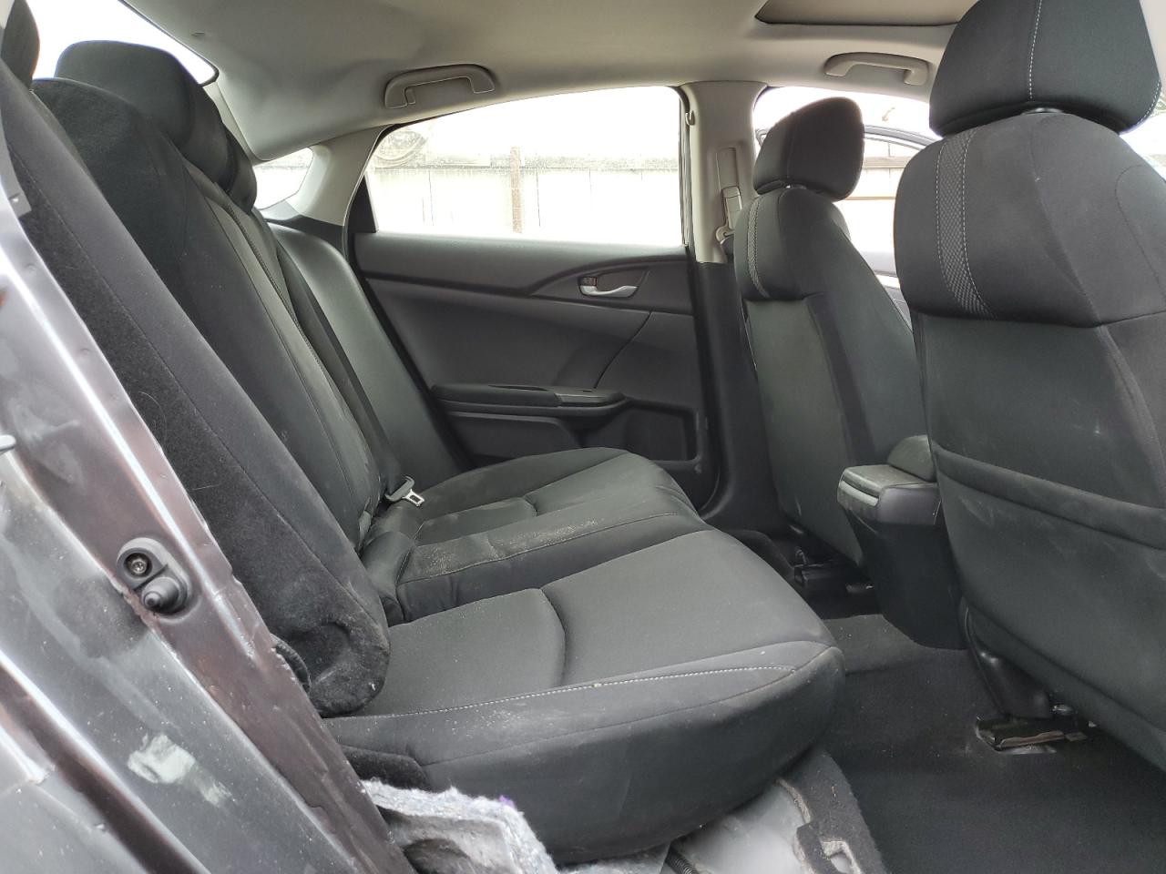 2019 Honda Civic - Image 10
