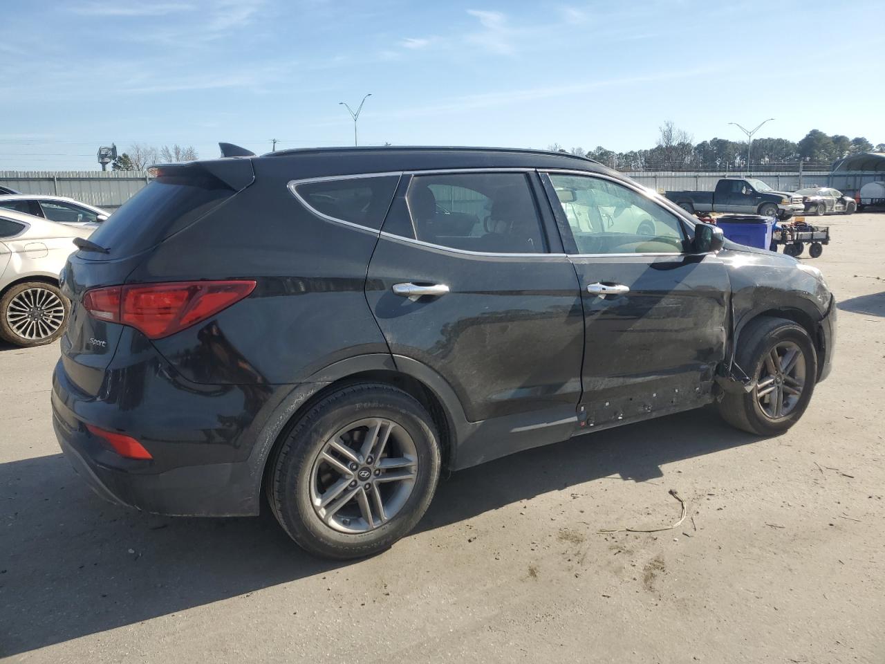 2018 Hyundai Santa Fe - Image 3