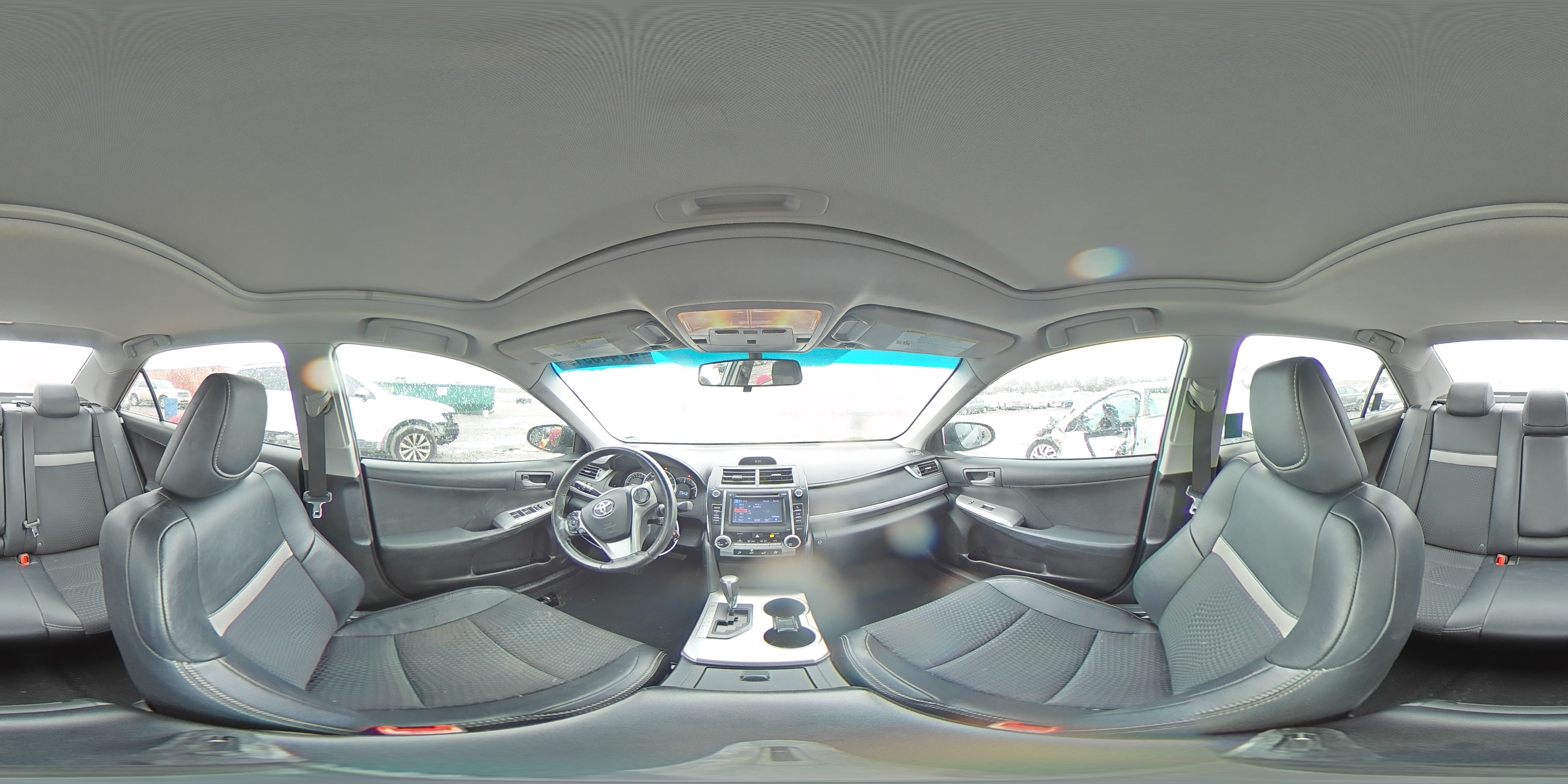 2012 Toyota Camry - Image 14