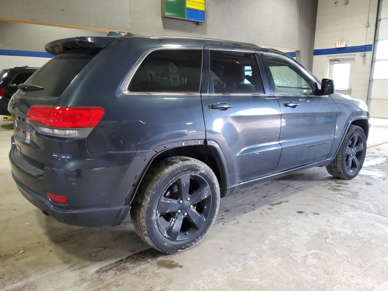 2014 Jeep Grand Cherokee - Image 3