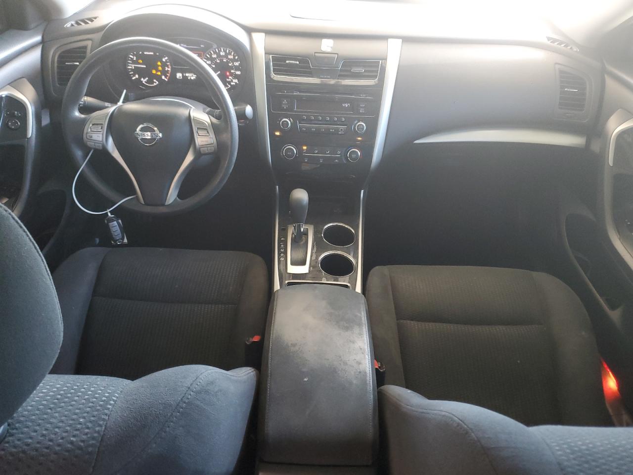 2014 Nissan Altima - Image 8