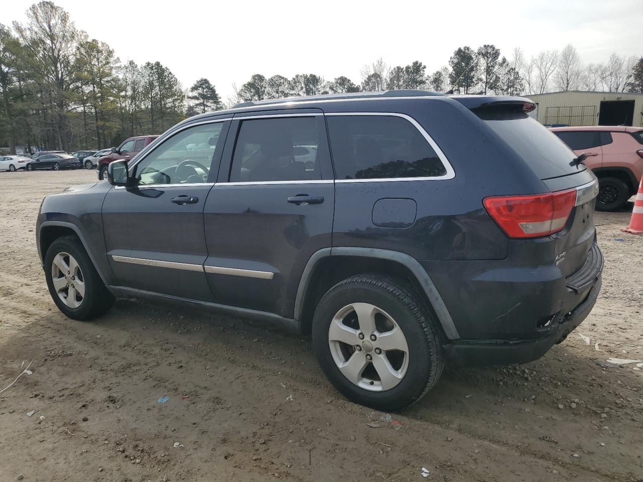 2011 Jeep Grand Cherokee - Image 2