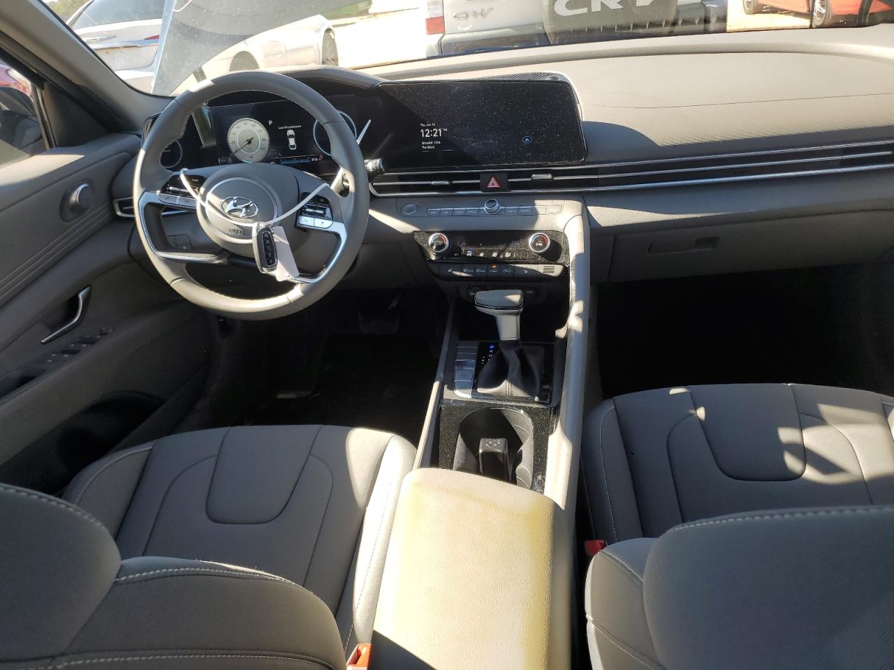 2023 Hyundai Elantra - Image 8