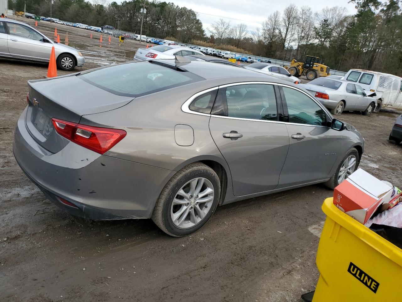 2018 Chevrolet Malibu - Image 3