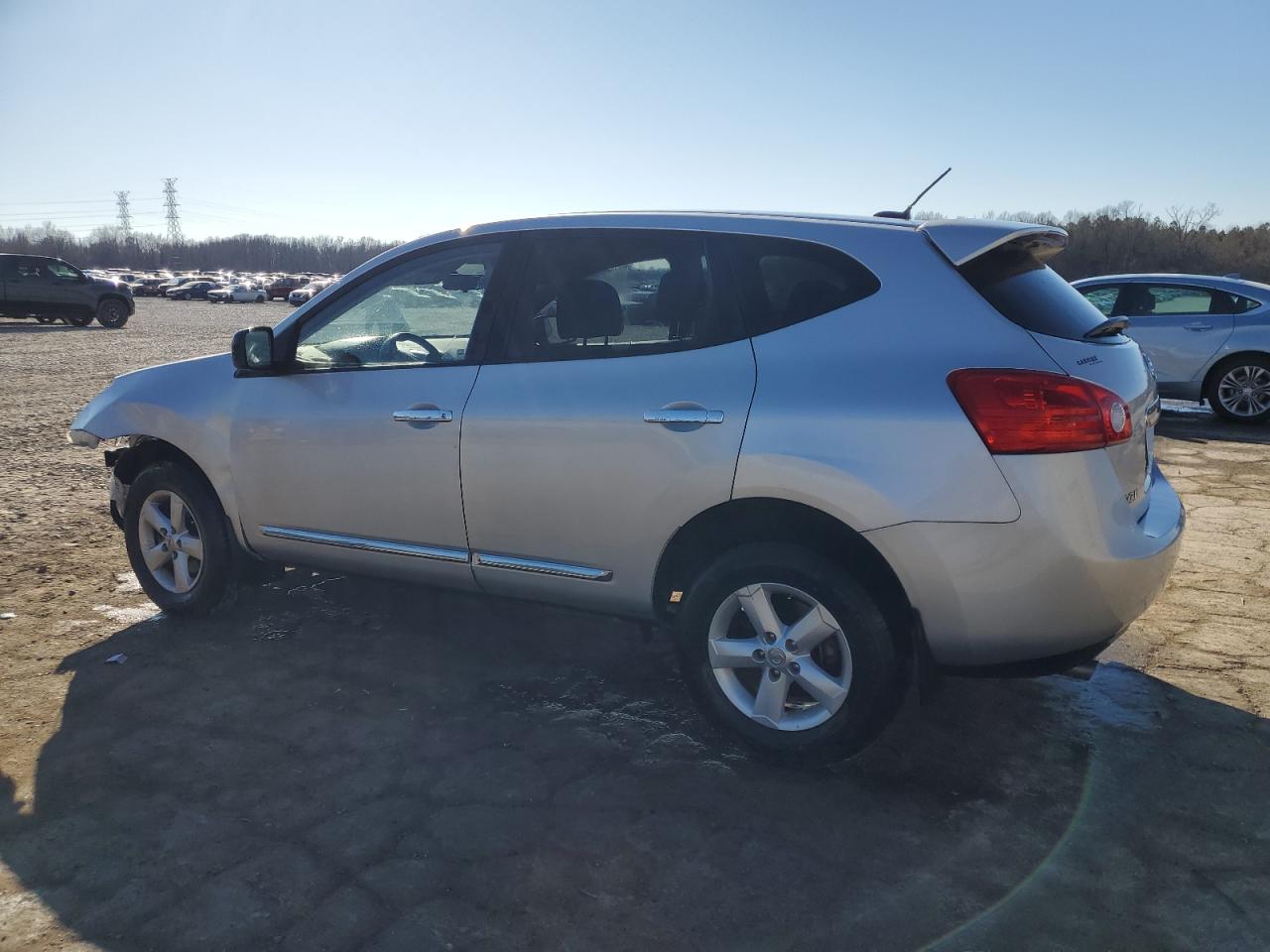 2012 Nissan Rogue - Image 2