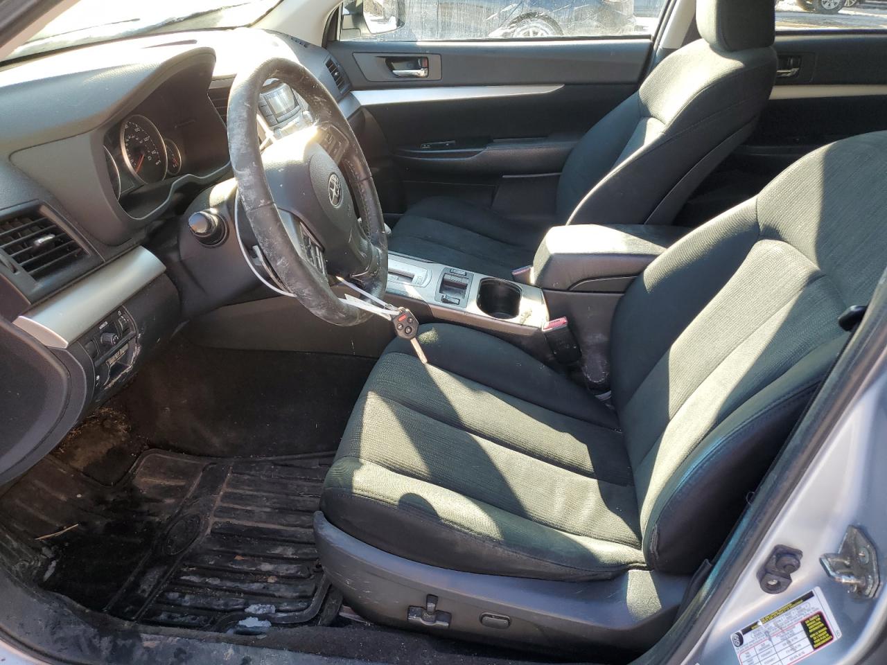 2013 Subaru Outback - Image 7