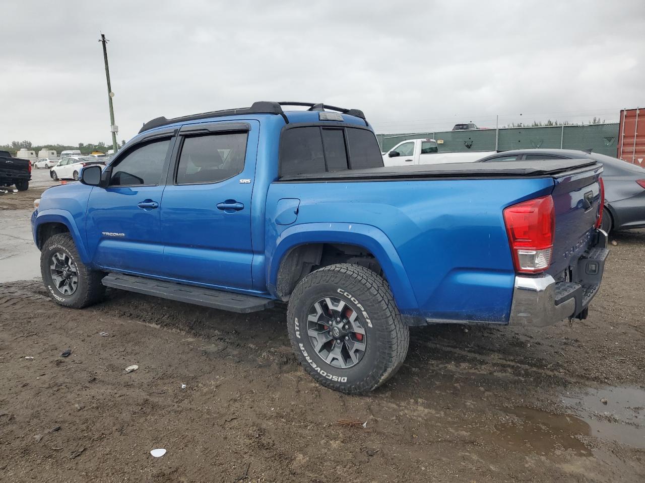 2017 Toyota Tacoma - Image 2