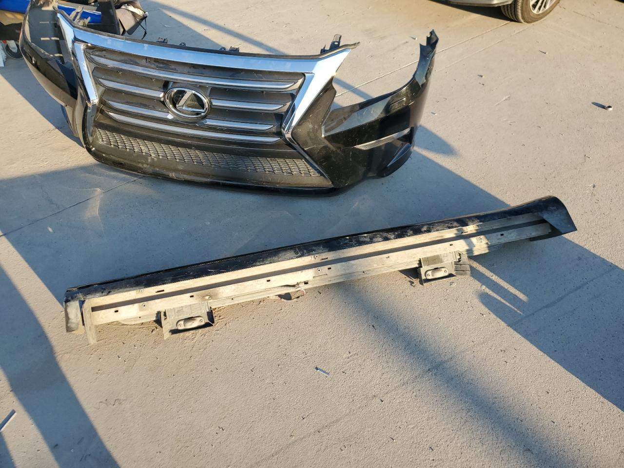 2014 Lexus GX - Image 12