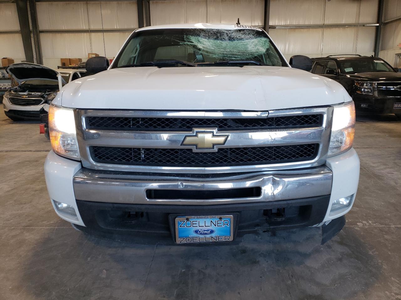 2011 Chevrolet Silverado - Image 5