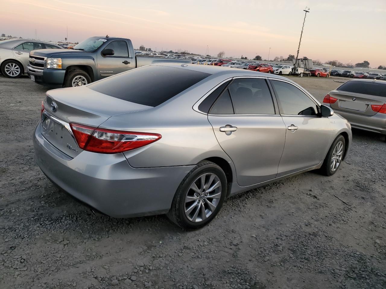 2015 Toyota Camry - Image 3