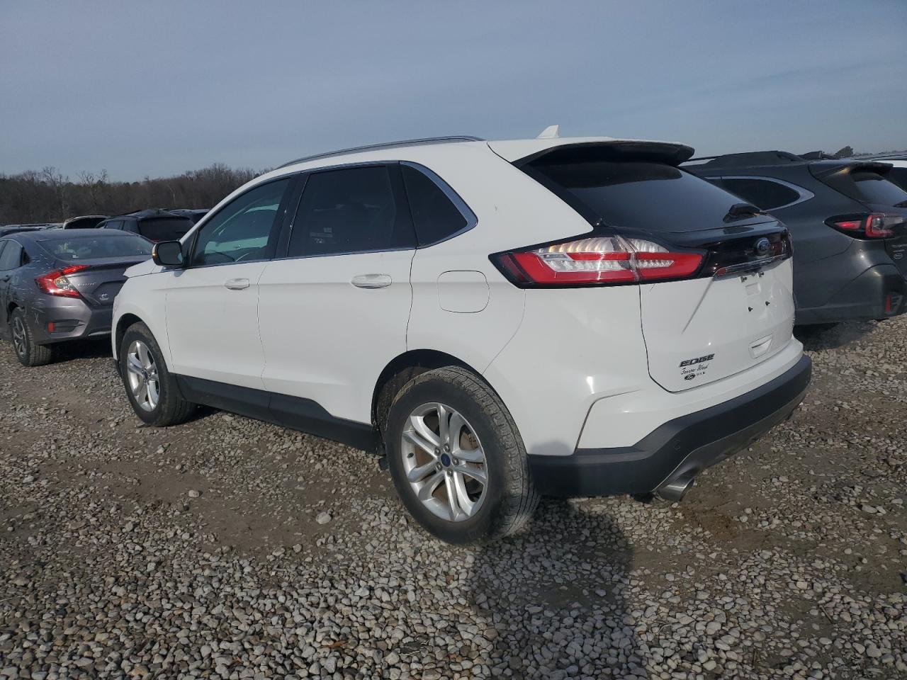 2019 Ford Edge - Image 2