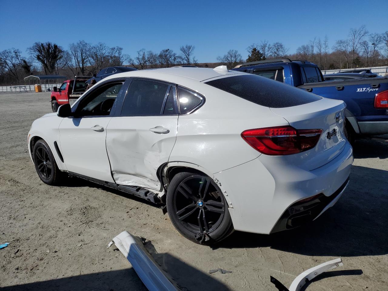 2015 BMW X6 - Image 2