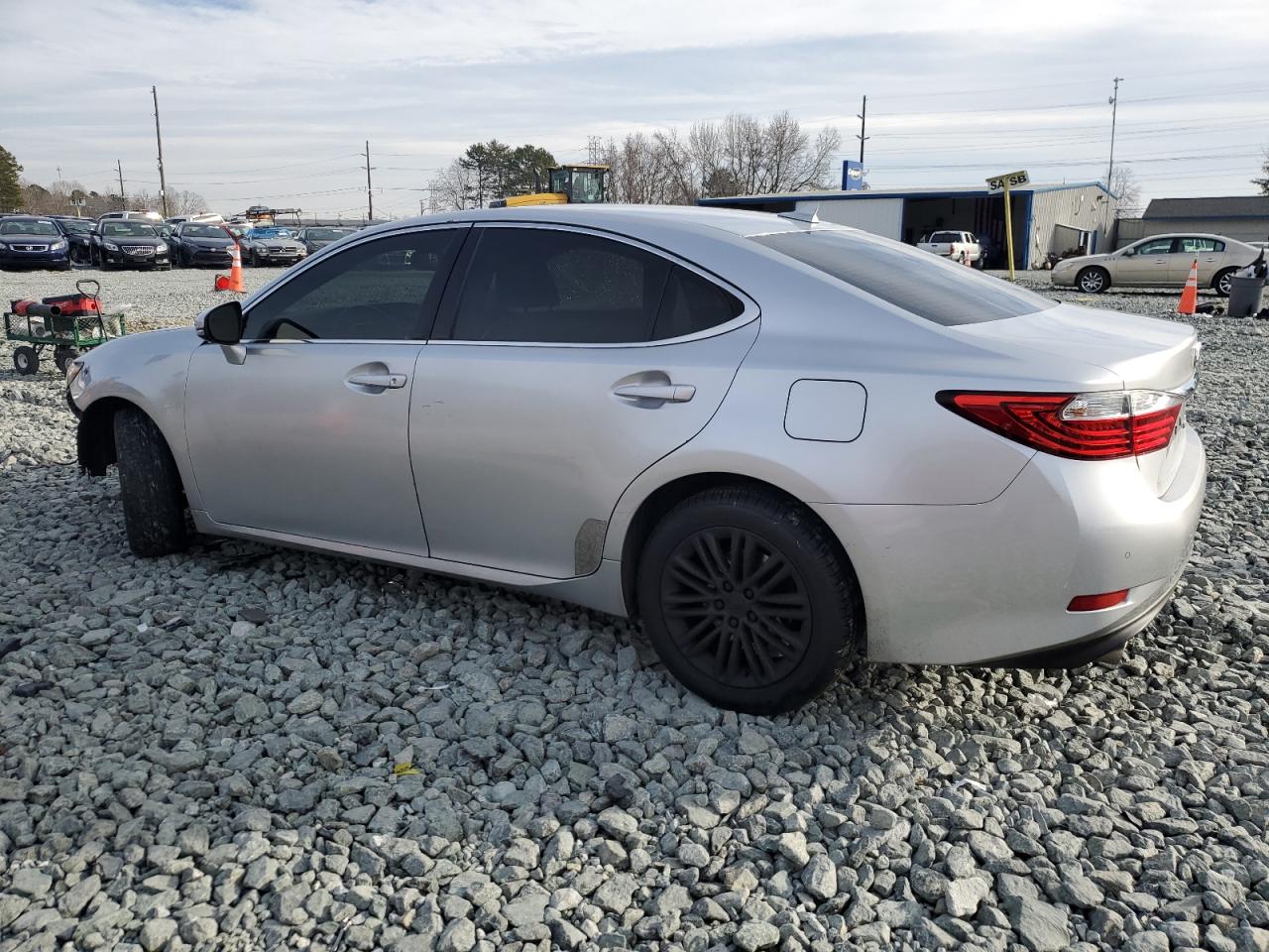 2013 Lexus ES - Image 2