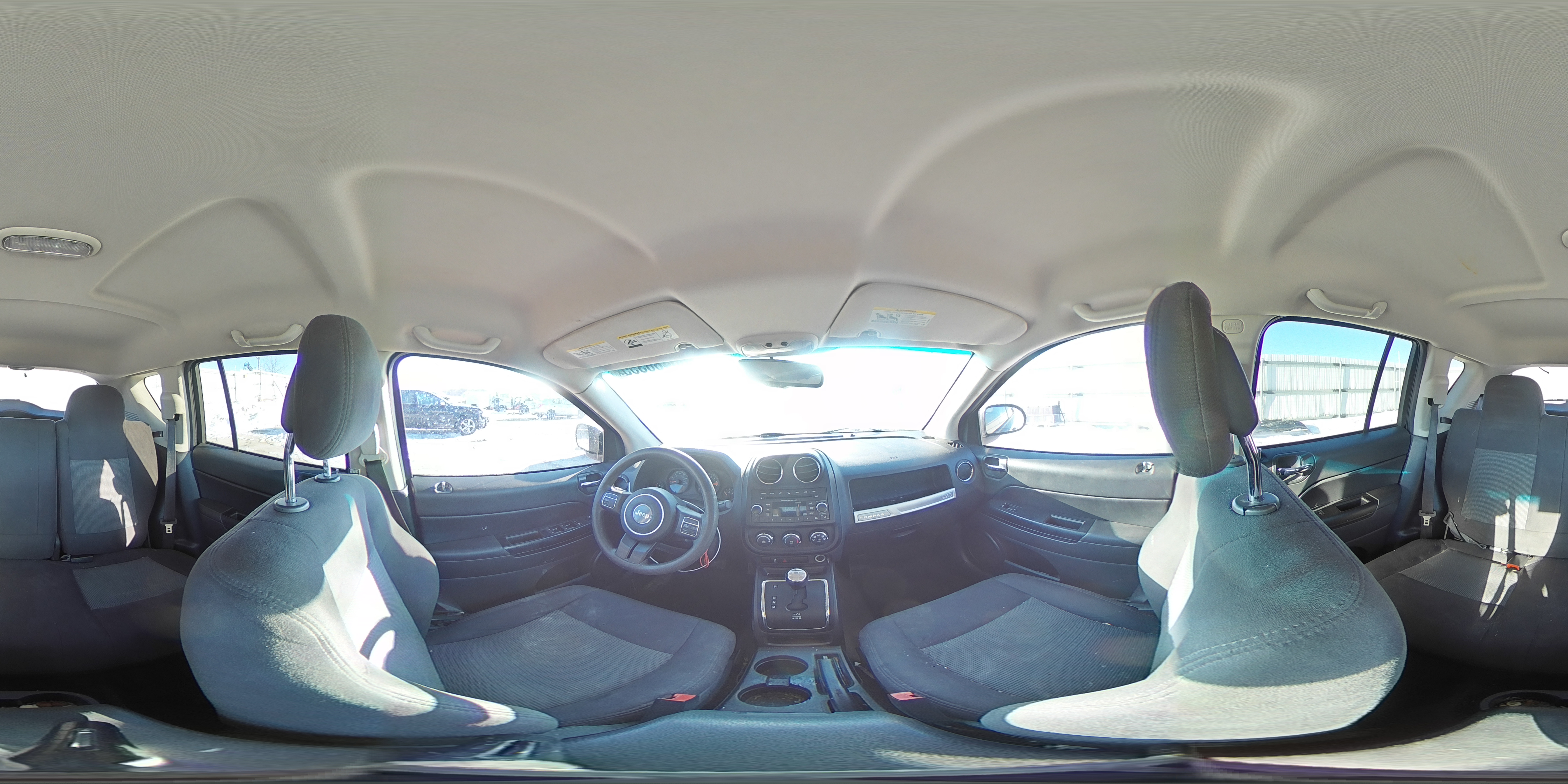 2016 Jeep Compass - Image 14
