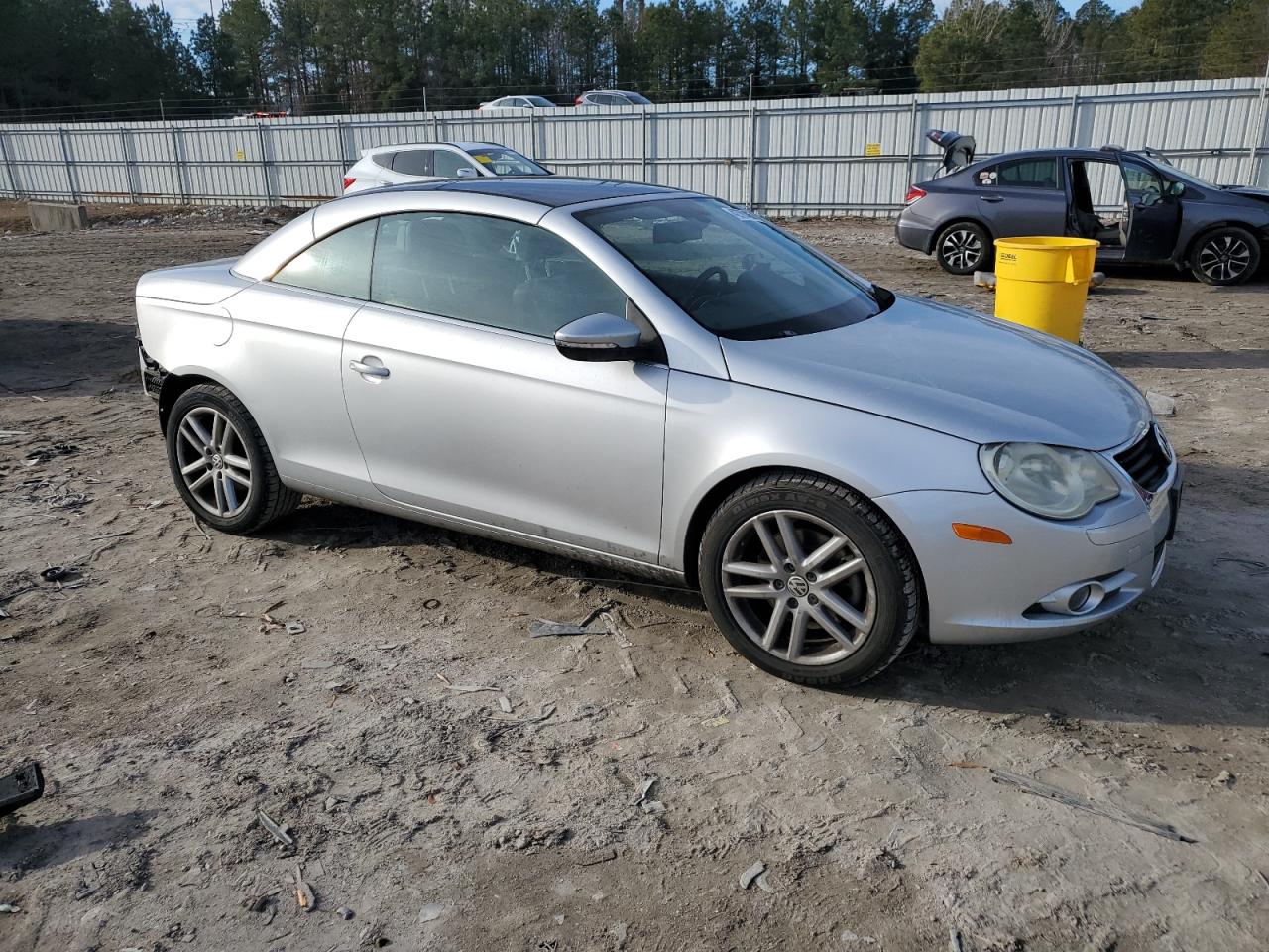 2009 Volkswagen Eos - Image 4