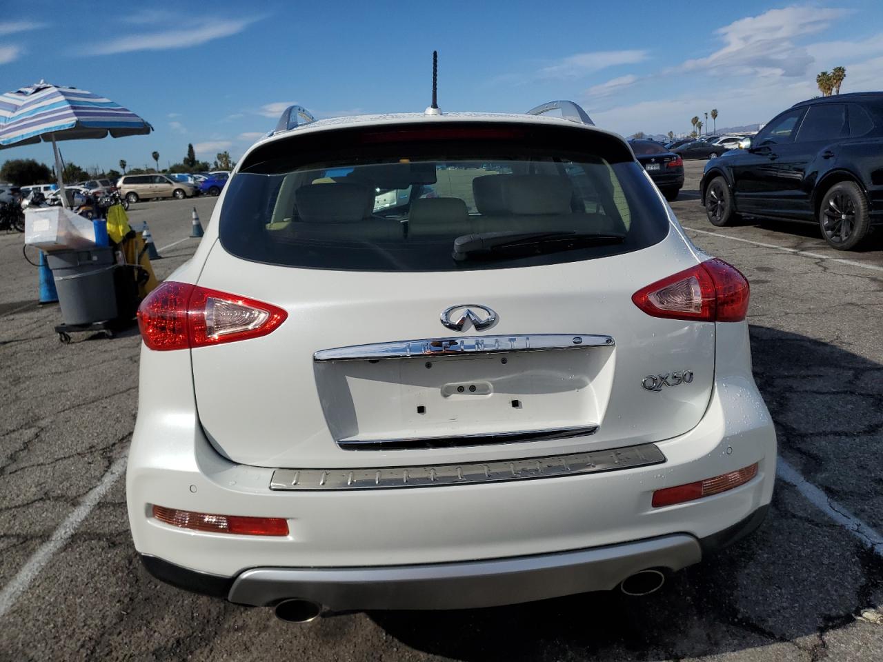 2017 Infiniti QX50 - Image 6