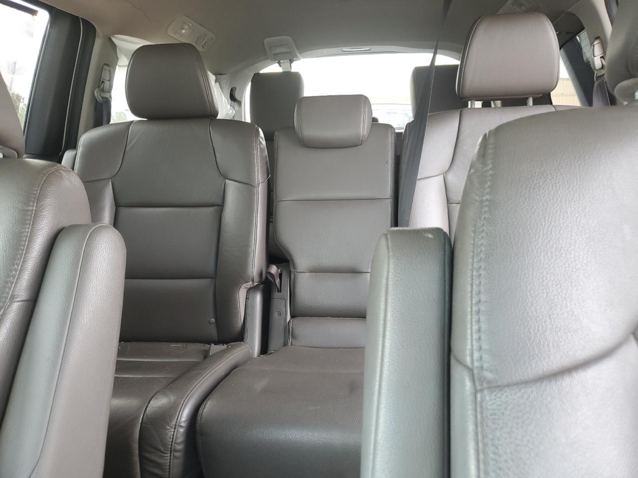 2016 Honda Odyssey - Image 10
