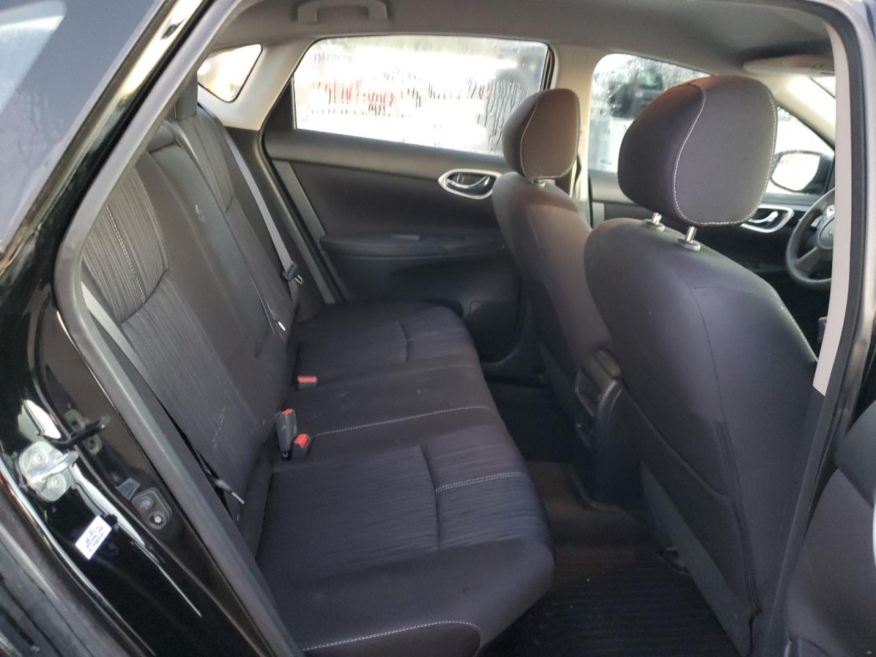 2017 Nissan Sentra - Image 10