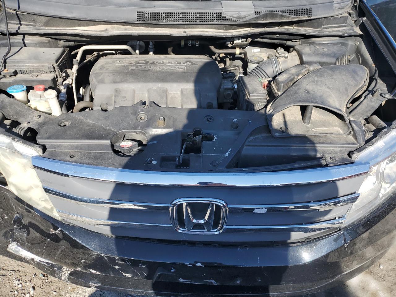 2012 Honda Odyssey - Image 12