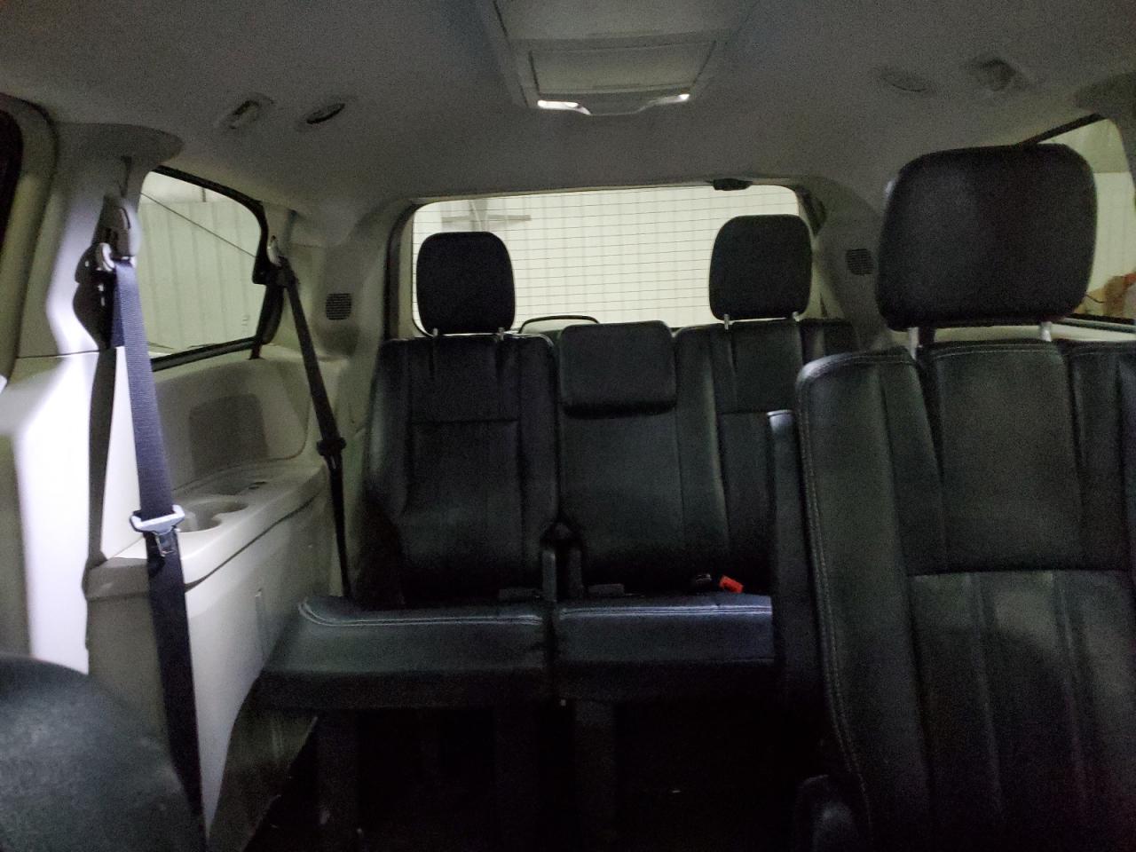 2015 Chrysler Town & Country Touring VIN: 2C4RC1BG5FR726112 Lot: 41387745