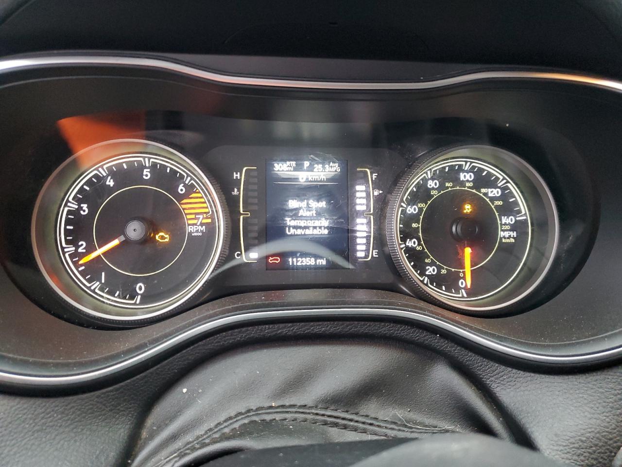 2019 Jeep Grand Cherokee - Image 9