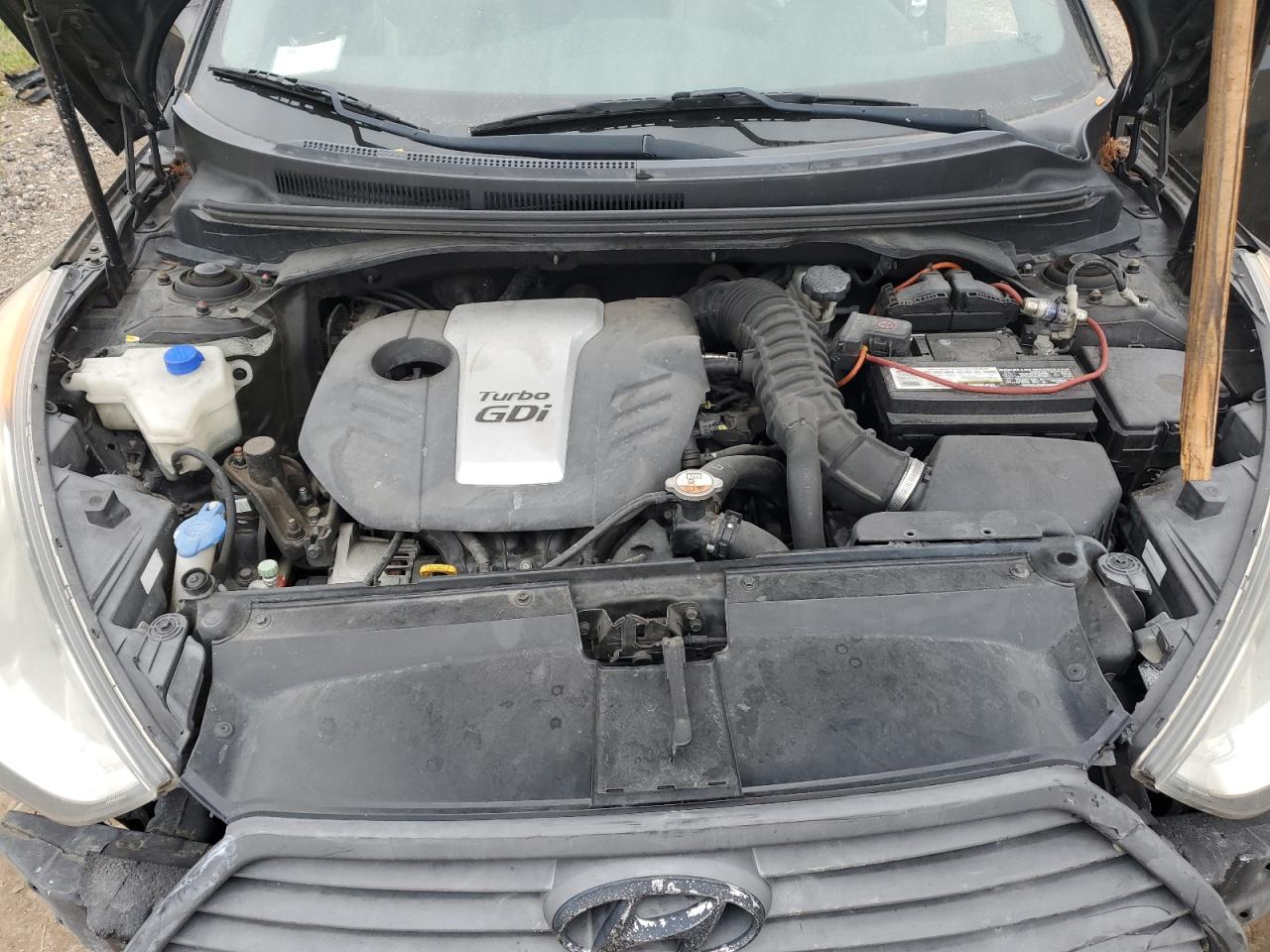 2013 Hyundai Veloster - Image 11
