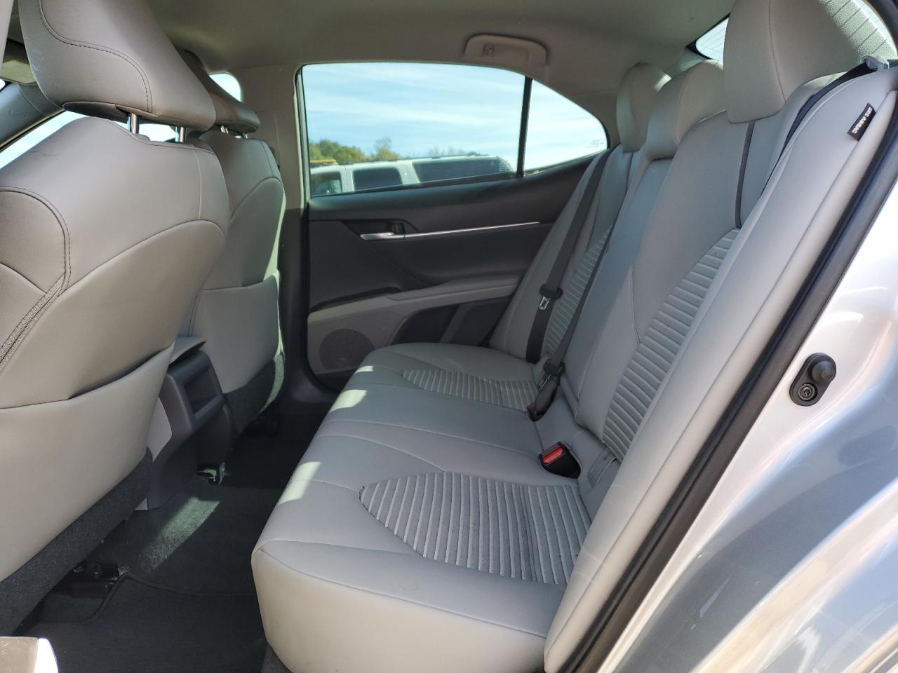 2021 Toyota Camry - Image 10
