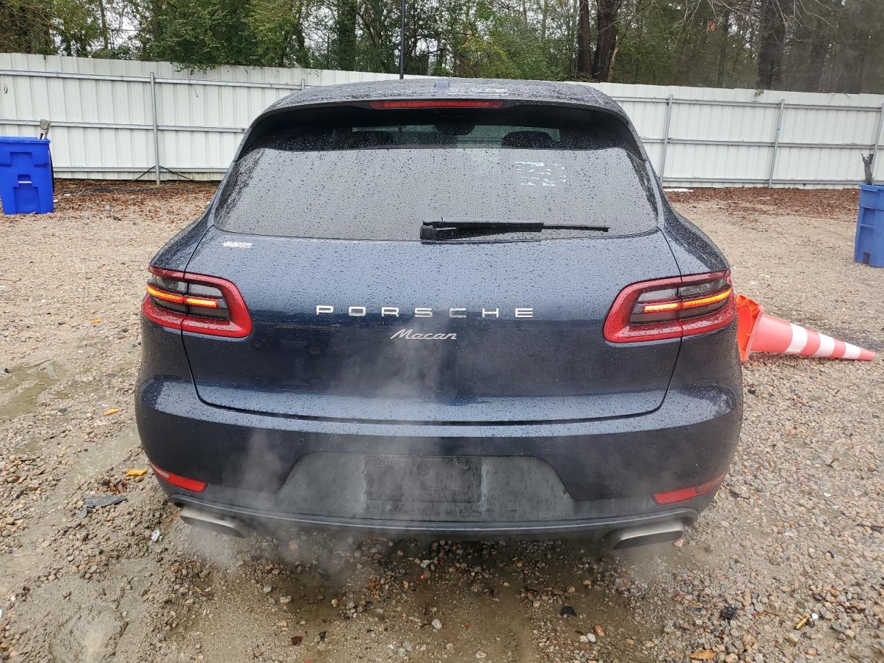 2017 Porsche Macan - Image 6